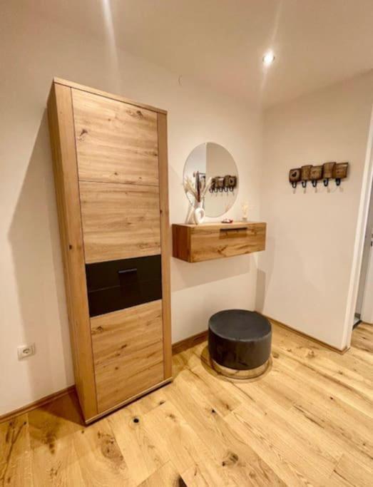 City Wohlfuehloase Mit Parkplatz Graz Exterior foto